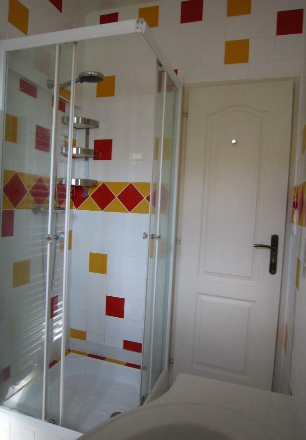 Maison De Charme A La Rochelle Croix-Chapeau Luaran gambar